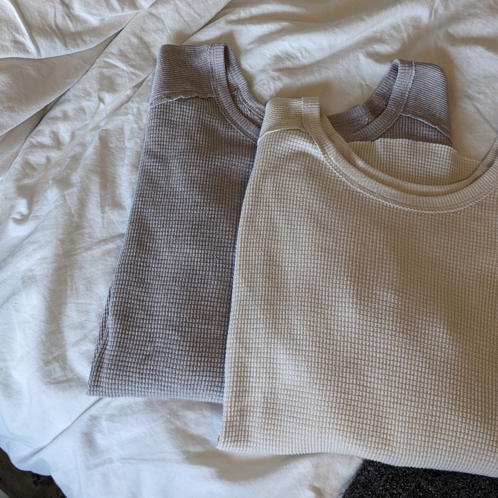 TNA waffle long sleeves (X2)